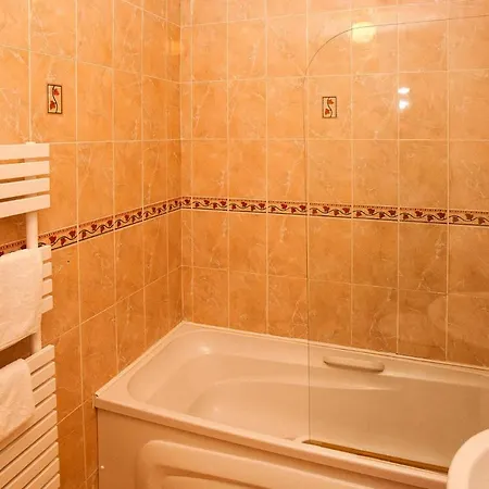 Holiday Flat - Eir02102d-p * Clifden